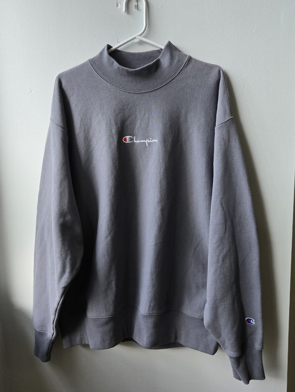 Champion Men’s XL Gray Reverse Weave Mockneck Logo Sweatshirt Cozy Streetwear
